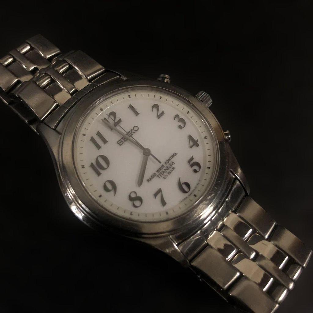 [USED] Today's Sale: SEIKO Titanium Radio Controlled Wristwatch 5B21-0AD0