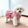 Ein Prinzessinnen-Stil Rose 3D Blumenkleid Niedliches Mode Rosa Blütenblattkleid für Katzen und Hunde Mehrere Größen