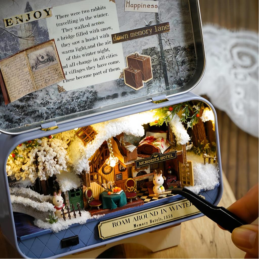 ZKEIZU Miniature Dollhouse Wooden DIY Hut Box Winter Rabbit Journey Assembly Kit Kit, Theater, (Winter Walk)