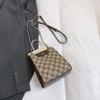 Small bag for mobile phones Women's spring and summer new fashion chain Crossbody bag Mobile phone bag