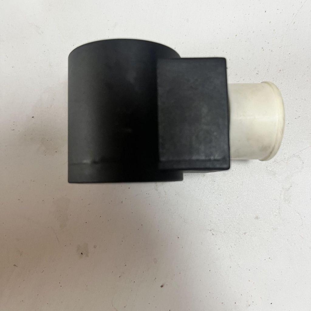 XCMG Crane Solenoid Valve Coil Pilot Plug for Models 25K5, 25K10, 25K12, 25K16