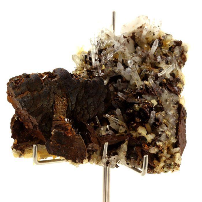 Pierres et Minéraux. Siderite, Quartz , Pyrite. 1329.0 ct. Mésage Mine, Saint-Pierre-de-Mésage, France.