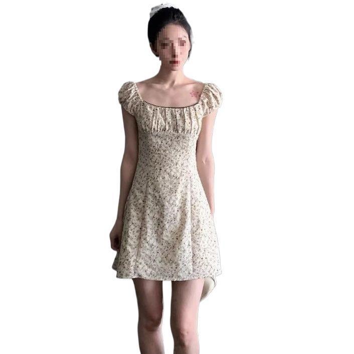Summer square collar floral bubble sleeve dress women's small temperament French gentle waist and thin A-word short skirt