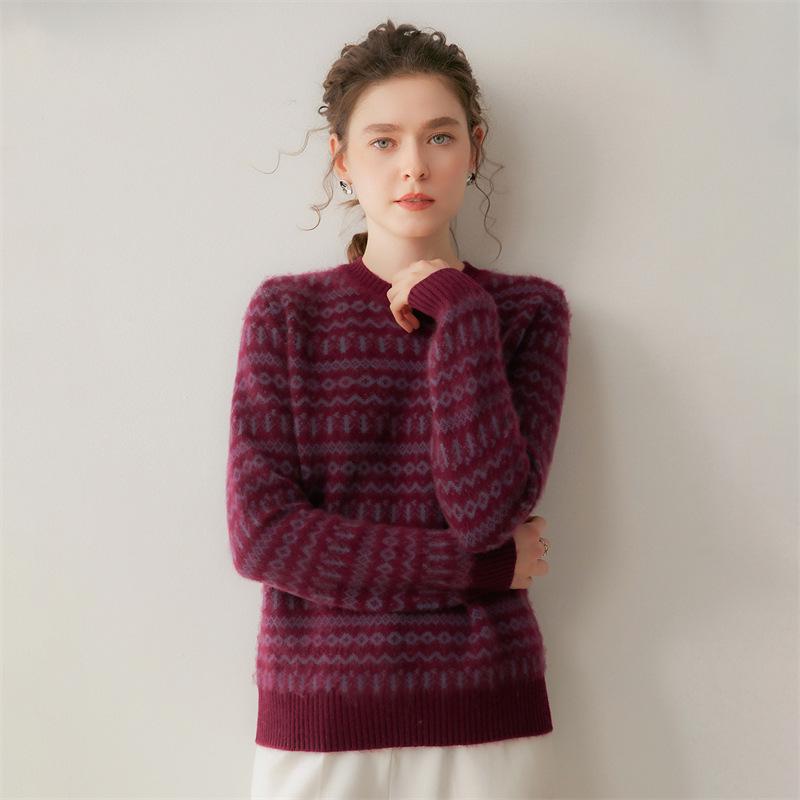 Women's Striped Jacquard Cashmere Sweater - Loose, Slimming Round Neck for Autumn/Winter 2026