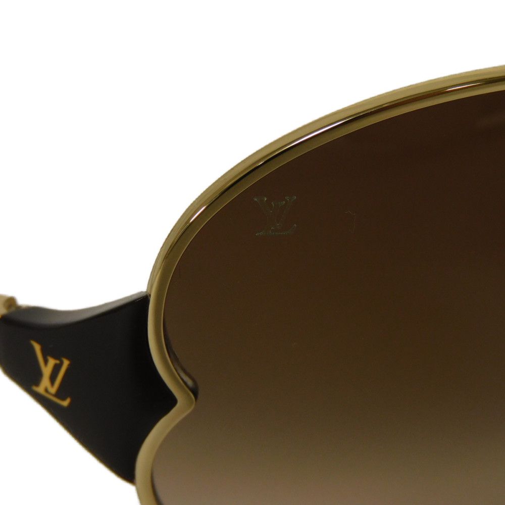 Used Daisy Butterfly Oval with Gold Plated LV Logo in Acetate Brown Gradient (12564 Z0262U 7968) from Japan AUTHENTIC