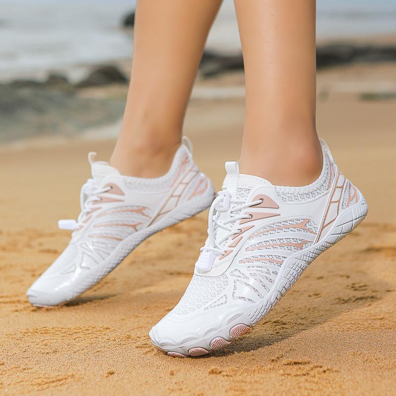 

Новая обувь для плавания, обувь для ходьбы по ручьям, обувь для фитнеса в помещении, мужская обувь для рыбалки, пляжная обувь с защитой от порезов, дышащие кроссовки 43