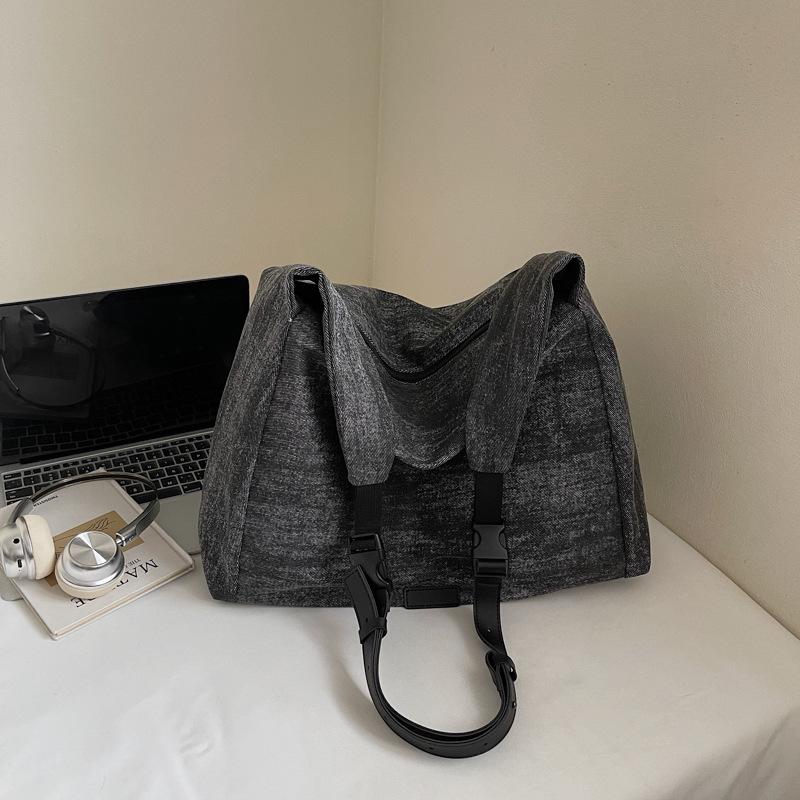 Japanese commuter canvas bag women's 2025 autumn new fashion simple trendy large-capacity college student shoulder tote bag