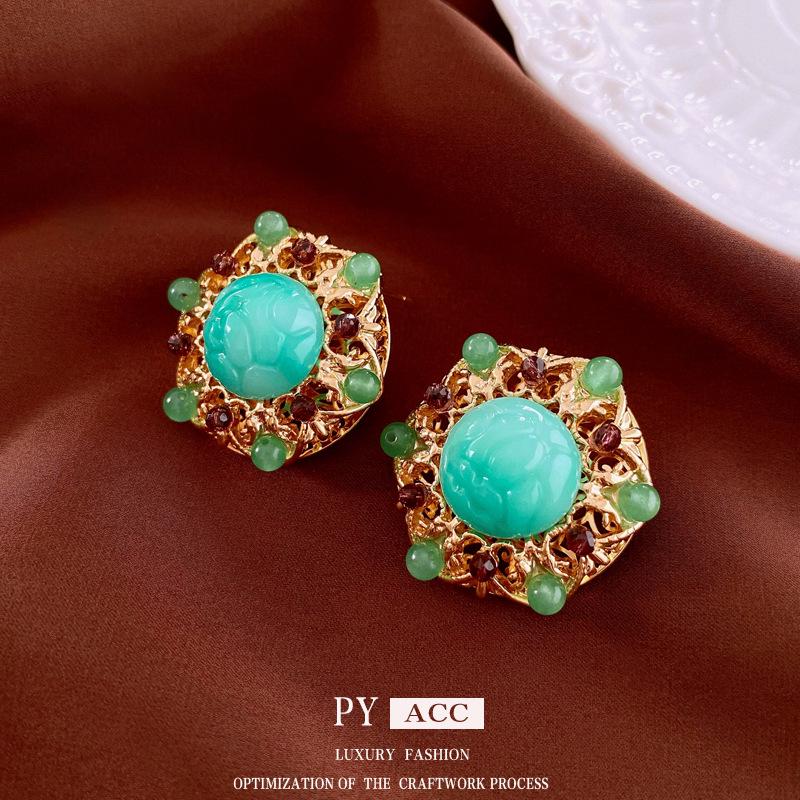 

Gold-Plated Silver Crystal Earrings: Medieval Vintage High-End Retro Studs for Women