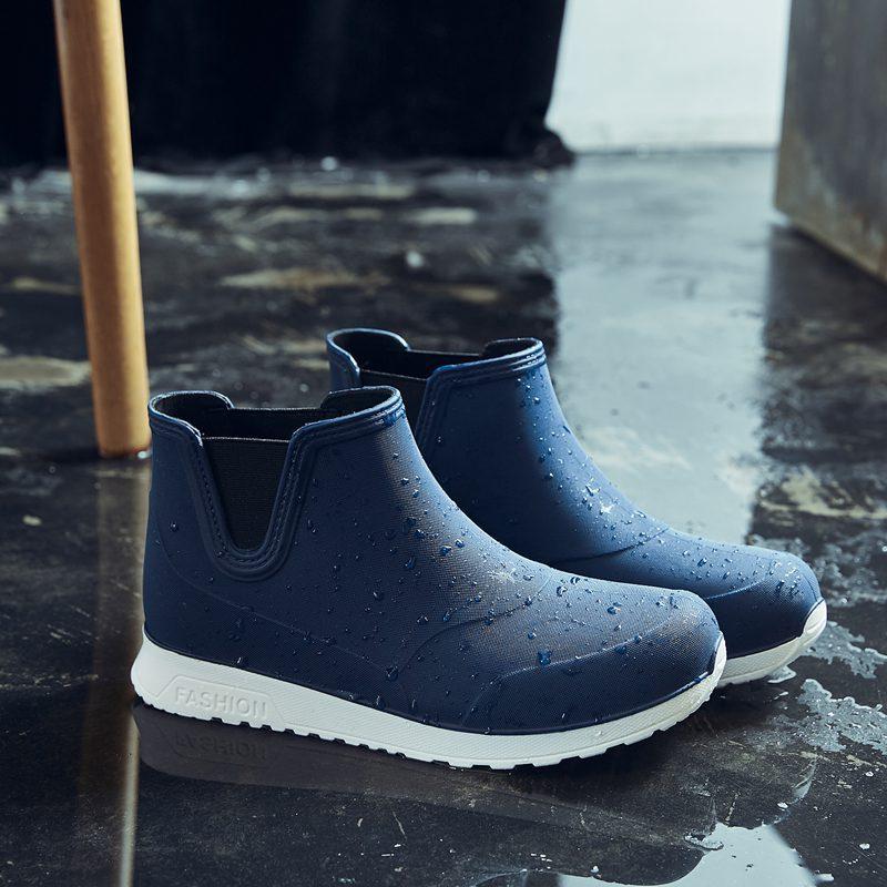 Men's 2025 new rain shoes spring fishing rain boots kitchen labor insurance work water shoes men's short water shoes