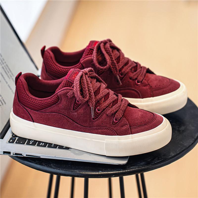 Men White Sneakers 2026 Spring Autumn New Fashion Cross Tied Non Slip Running Shoes Comfortable Breathable Outdoor Casual Flats