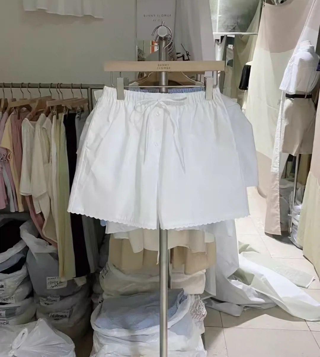 

Летние женские шорты в полоску с кружевной отделкой, эластичной талией и широкими штанинами, 2025 Large