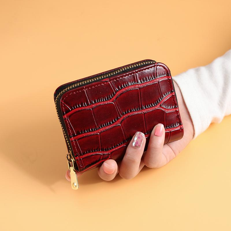 

Новый пакет карт женский мини корейский крокодил многофункциональный размагничивающий многокарточный водительское удостоверение ретро банковская карта упаковка