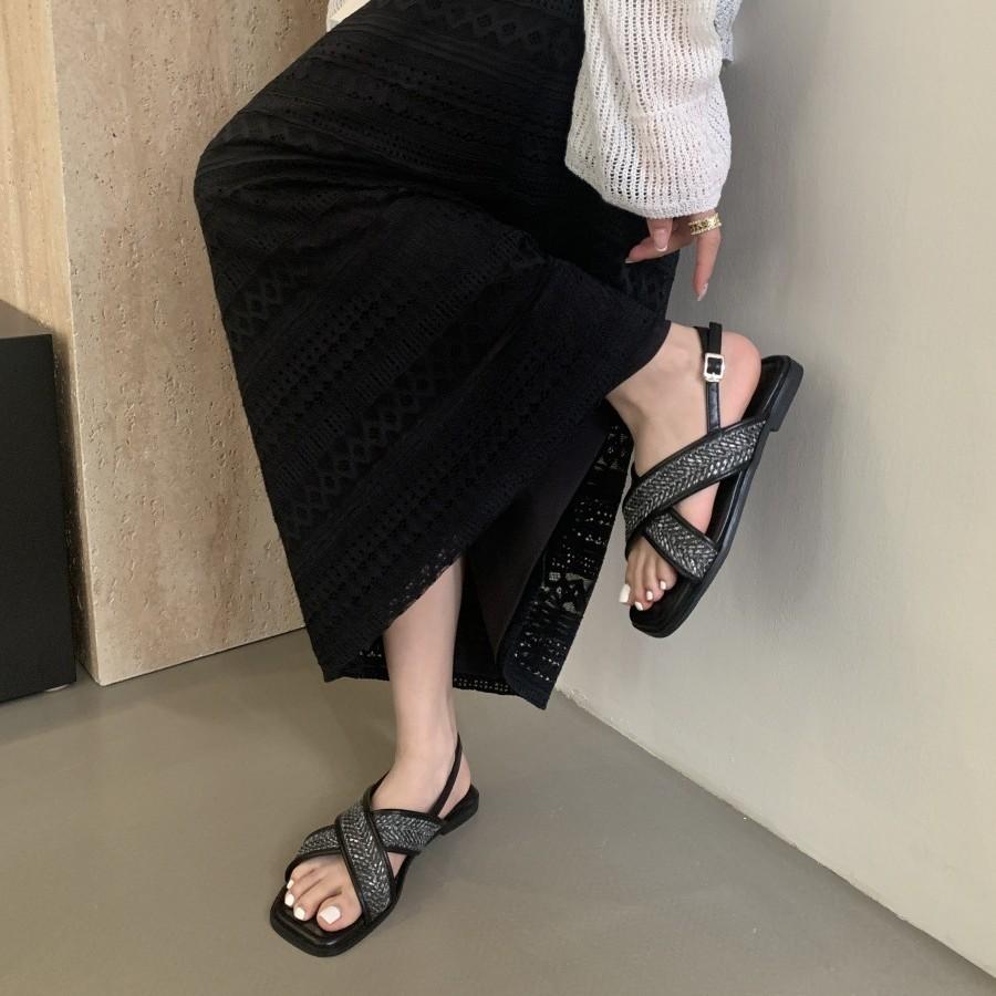 2025 new summer flat sandals outer wear women's shoes soft sole comfortable versatile beach retro Roman shoes