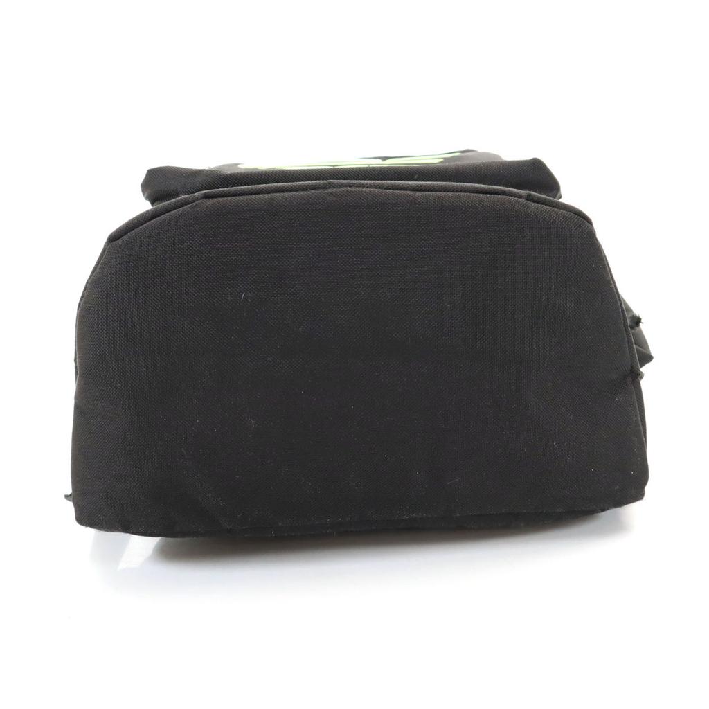 Mochila negra unisex para hombre usada con estampado del logo adidas Trefoil