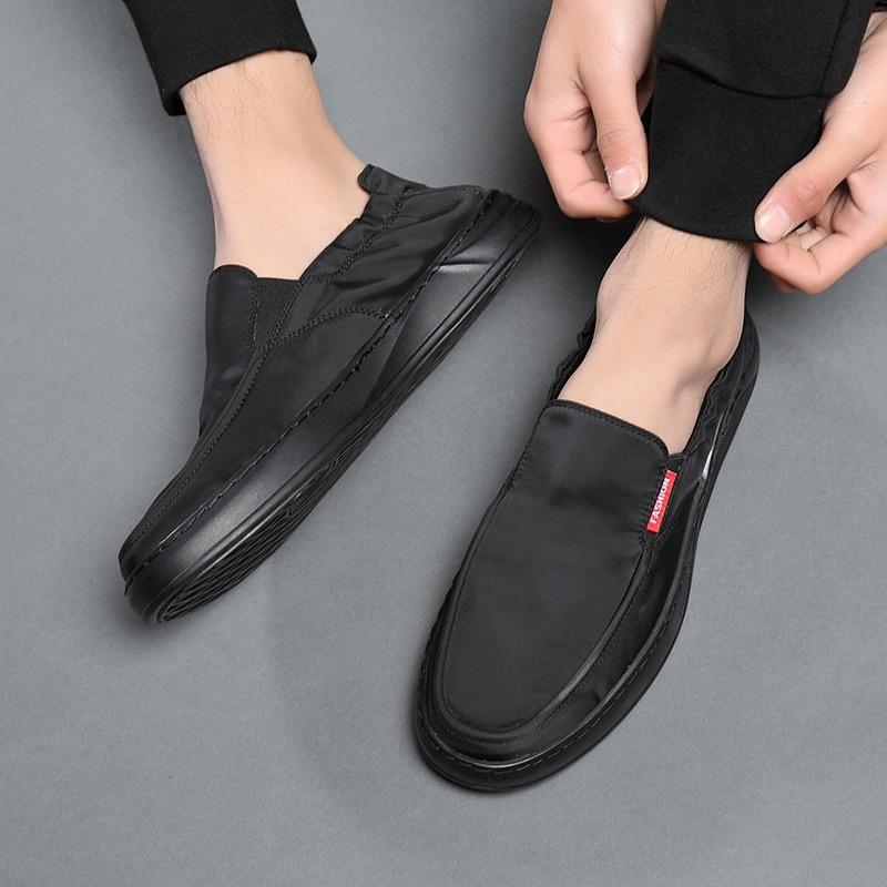 

Men s shoes 2025 summer new Doudou shoes thin breathable casual lazy shoes black one-pedal ice silk cloth shoes 45
