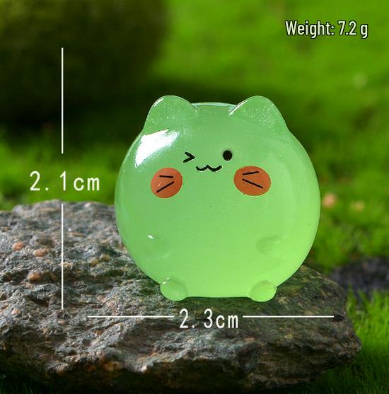 Adorable Luminous Cat Resin Ornament for DIY Micro Landscapes