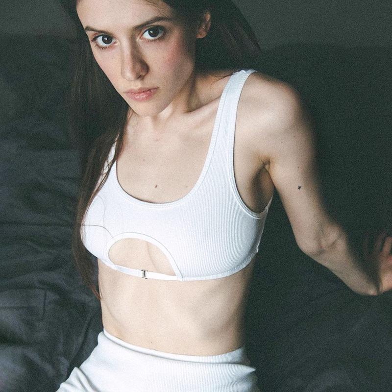 Letnie nowe, wycięte w kształcie litery U, super krótkie topy damskie, modne, bez rękawów, dopasowane, seksowne, damskie, swobodne, sportowe, do jogi, kamizelka, 25555