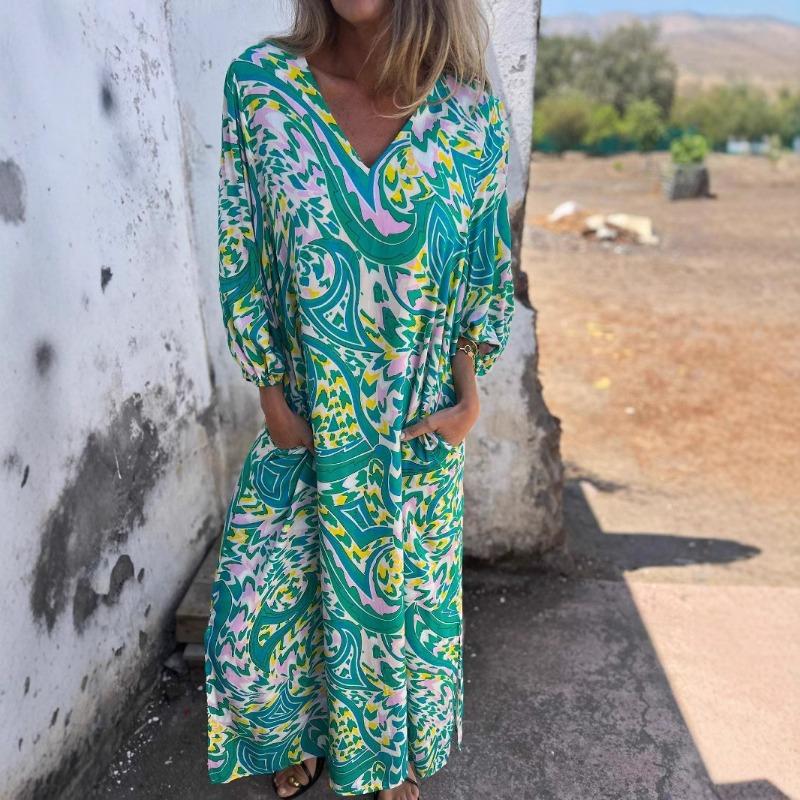 Women's Spring and Summer V-neck Fashionable Vacation Printed Dress