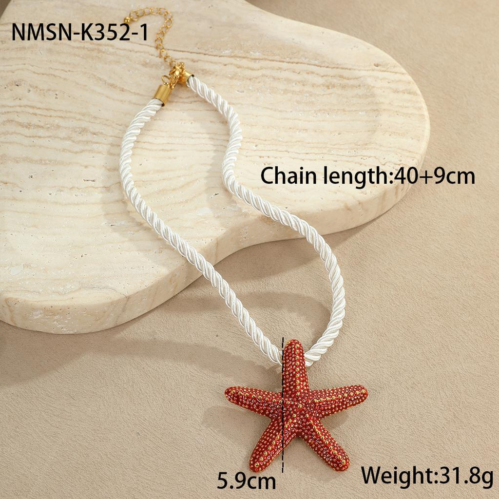 GEMCHIC Women's Exaggerated Colorful Starfish Necklace Fashion Vacation Beach Jewelry