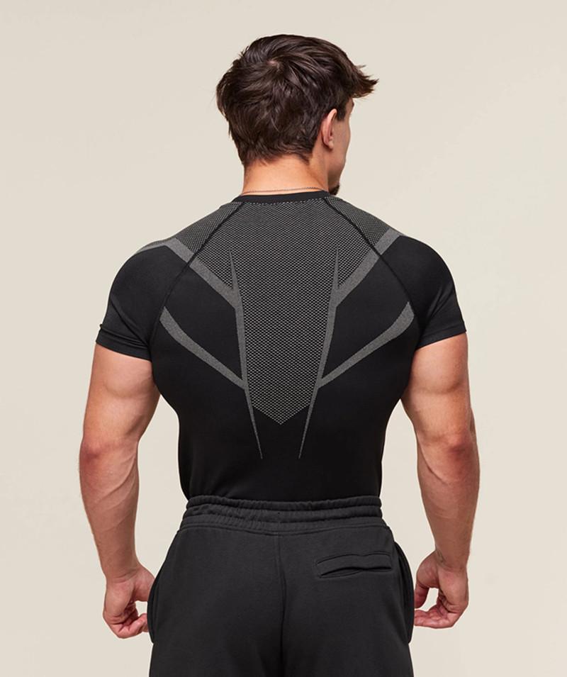 Americká rychleschnoucí sada pro venkovní fitness: Přiléhavý krátký rukáv a dlouhé kalhoty pro běžné běhání.