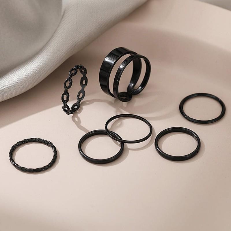 22-Piece Retro Love Hollow Ring Set: Creative Multi-Joint Design