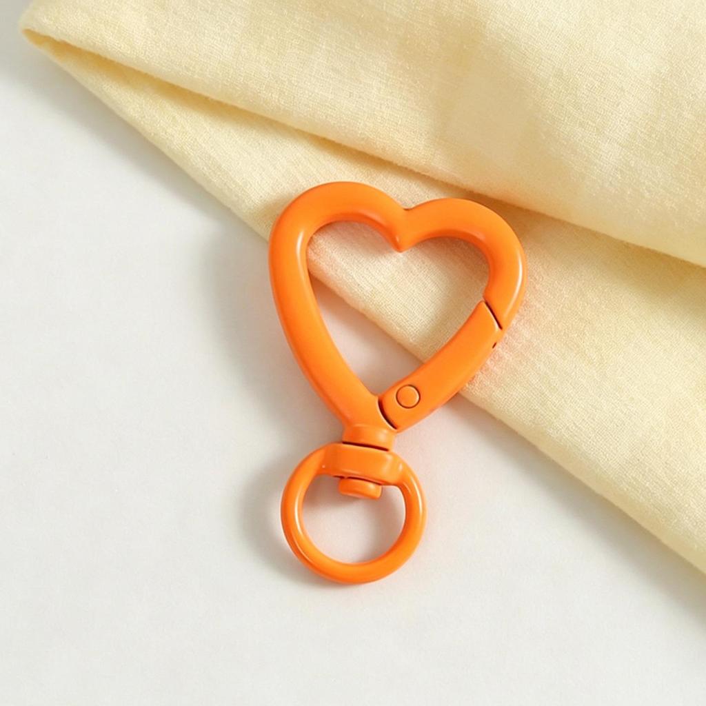 Colorful Heart-Shaped Keychains: DIY Jewelry Accessories with Spray-Painted Spring Clasps and Zinc Alloy Jump Rings