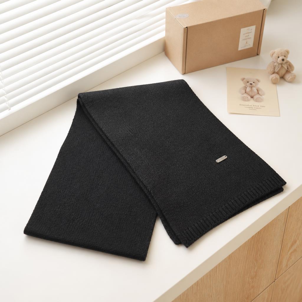 Contains Korean version of wool knitted scarf for women's winter versatile new high-end warm versatile scarf for white women