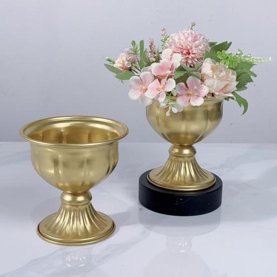 Golden Metal Vase Polished Vintage Vase Dining Table Flowers Holder for Flower Arrangement Table Centerpiece Home Wedding Decoration