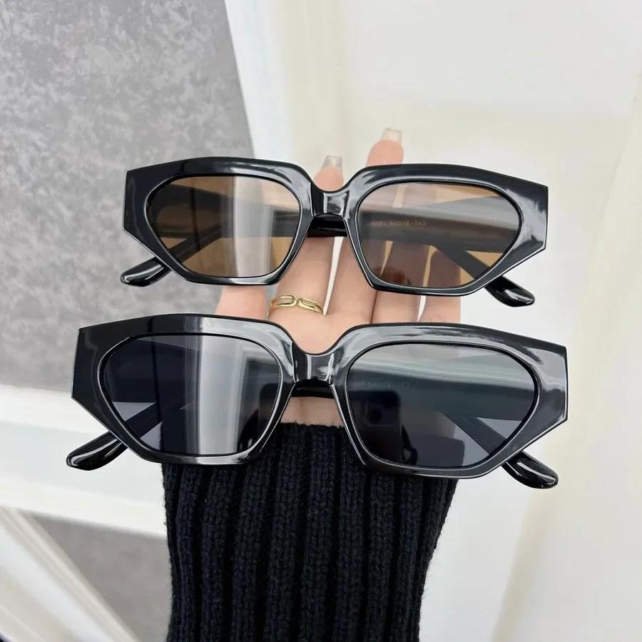 Lovely Square Designer Sunglasses Women Men Small Frame Luxurious Sun Glasses Female Male Brand Fashion