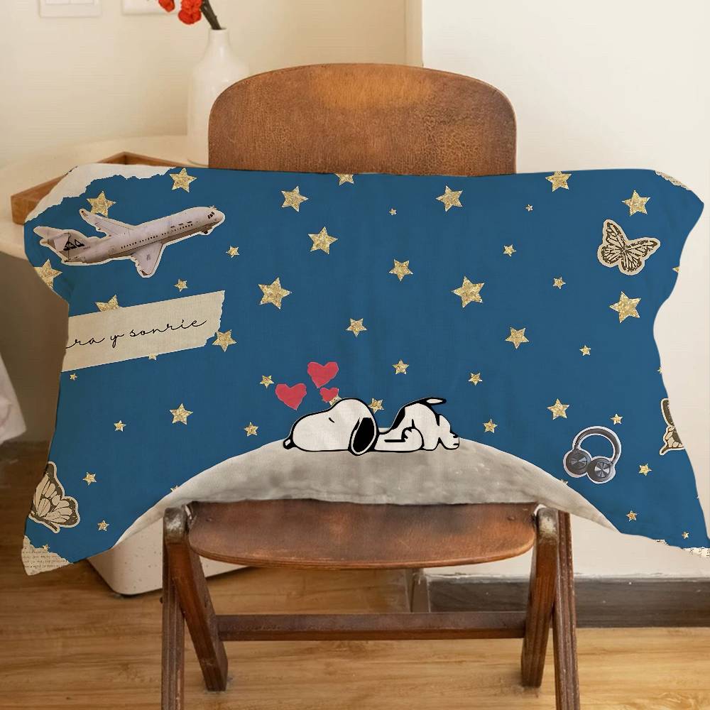 Classic Comic S-Snoopy Dog Pillow Towel Made Of Polyester Non-slip Cartoon Style Breathable Washable Pillowcase For Home Use
