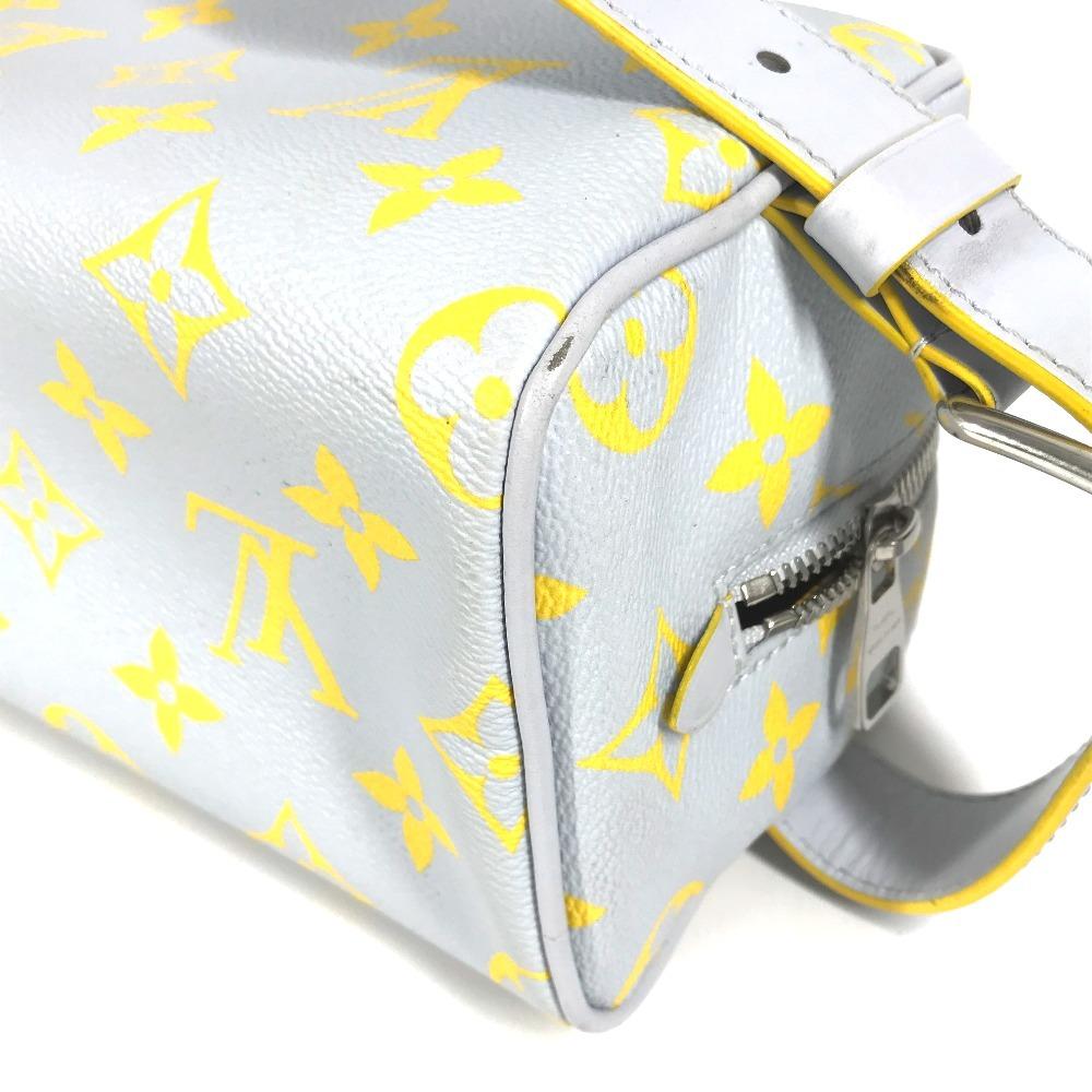Louis Vuitton M24536 Monogram Glow Locker Dopp-Kit Pouch Clutch bag