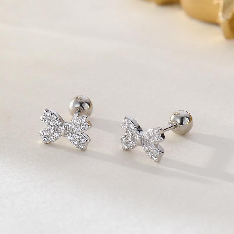 

Серьги-гвоздики из стерлингового серебра 925 пробы с бантом и сверкающим цирконием для девочек, элегантные маленькие серьги в корейском стиле, женские роскошные ювелирные изделия