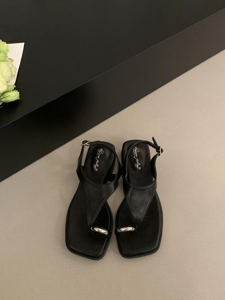 Pointed French niche Korean wedge heel strap open-toed sandals women's 2025 new summer fashion skirt Roman shoes