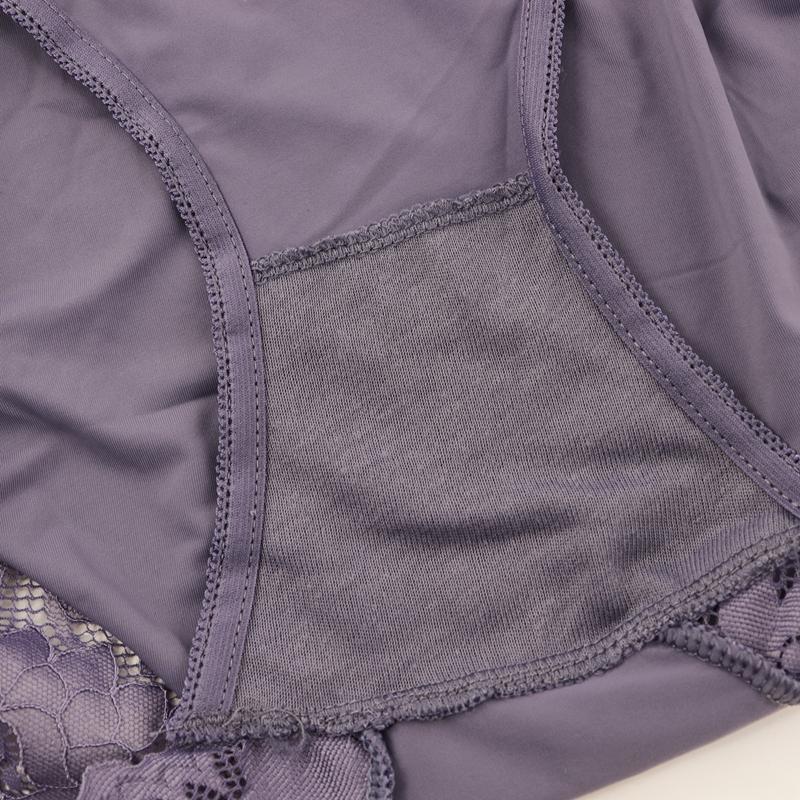 Women Plus Size Panties Sexy Lace Comfortable and Breathable Middle Waist Lingerie 3Xl - 5Xl - T020