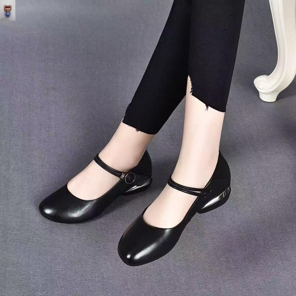 Single Shoes Women's Spring and Autumn Small Leather Shoes Flat Bottom Non-slip Comfortable Light Mouth Round Head Soft Sole Soft Surface Mother Shoe