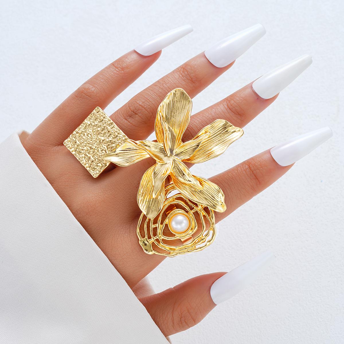 

4 Pcs Vintage Exaggerated Floral Ring Set Fashion Gold Color Geometric Pearl Asymmetrical Ellipse Rings For Women Jewelry 2026