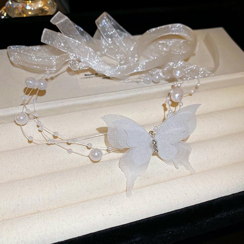 Elegant Rhinestone Pearl Butterfly Bow Necklace: Fashionable and Versatile Neck Accessory
