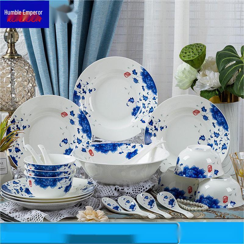 Qianxing Blue and White Porcelain Dinnerware Set