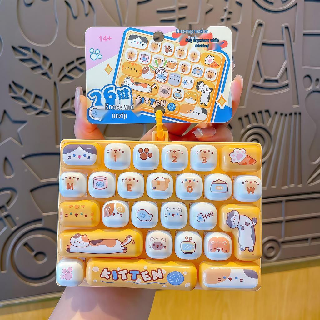 Creative Cartoon 26-Key Decompression Keyboard Keychain Pendant - Desktop Ornament & Student Bag Accessory
