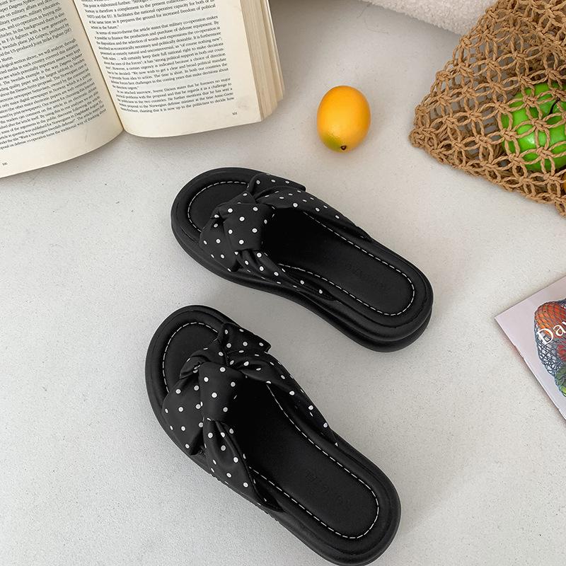 Beliebte gelbe Retro-Ein-Wort-Slipper mit dicker Sohle für Damen, 2025 neu, Sommer-Trageweise, erhöhend, weichsohlig, rutschfest