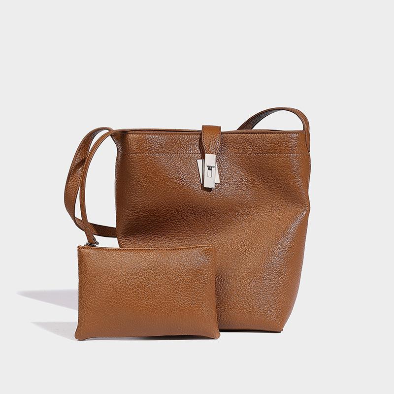

Вместительная кожаная сумка-ведро женская 2025 новая модная сумка-тоут для通勤, для ребенка и мамы, нишевая сумка через плечо коричневый
