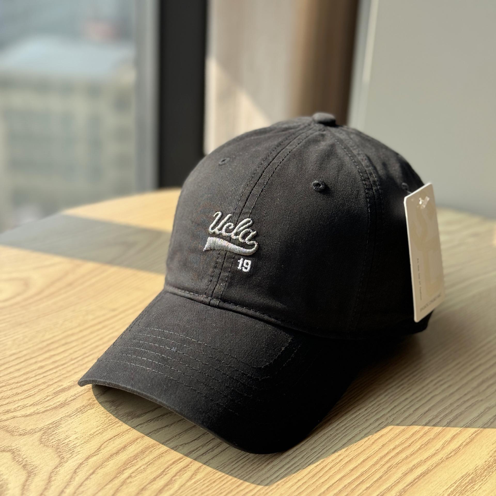

New women s baseball cap with simple lettering, versatile curved brim hat for spring and summer, casual street style, versatile sun-shading duckbill Adult54-60Adjustable чёрный