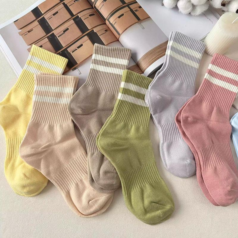 Candy-Colored Women's Odor-Resistant Antibacterial Striped Cotton Sports Socks