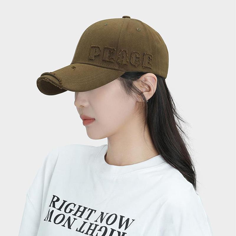 

Korean Version of Letters Ripped Old Letters Baseball Hat Women s Trendy Brand Versatile Casual Face Showing Small Hard Top Baseball Cap Men (54-58Cm)