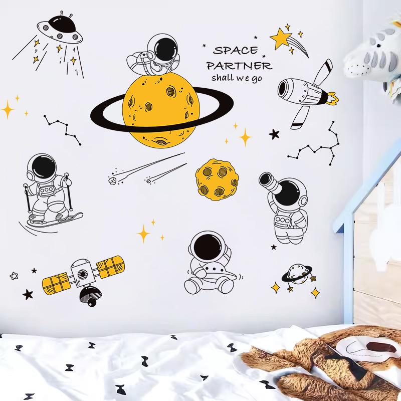 

Космический астронавт наклейка на стену мультяшная детская комната спальня для мальчика детсад класс тематическая планировка наклейка 60 * 90 (opp bag + roll rod)