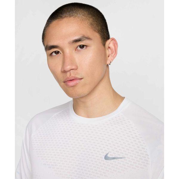 Nike Dri-FIT ADV Koszulka sportowa z krótkim rękawem, oddychająca, z okrągłym dekoltem, męska, biała HV5204100