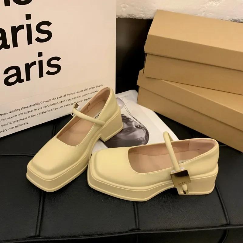 Fashion 2024 Chunky Heels Women  Spring Summer New Fashion Casual  Shoes Ladies Designer Leather Sandals Fashion Versatile