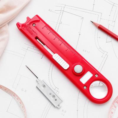 1/2 Peças Ferramenta Enfiador de Linha 4 em 1 com Removedor de Costura, Lupa, Guia Magnético de Costura, Ferramentas Auxiliares para Enfiamento de Agulha, Acessório de Costura