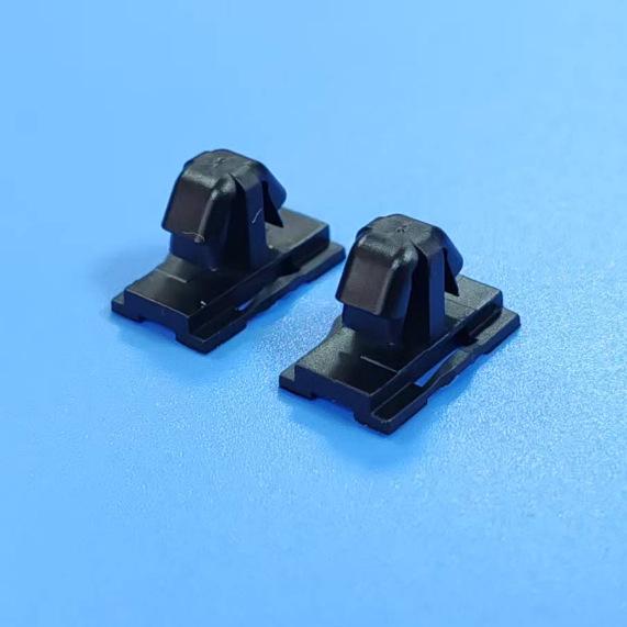 Domestic External Mount Clip 63CWCLIP02BK Wire Harness Connector