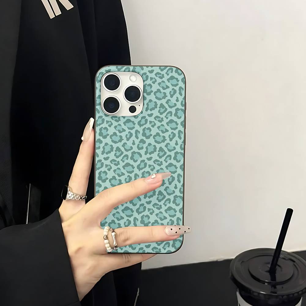 Classic Leopard Cheetah For IPhone 16 15 11 12 13 14 17 Pro Max PLUS Pro Soft Corrugated Silicone Back Phone Case
